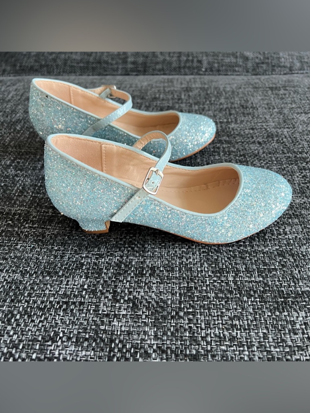 NWT Kailee Light Blue Rock Glitter Mary Jane Heels Size 1
